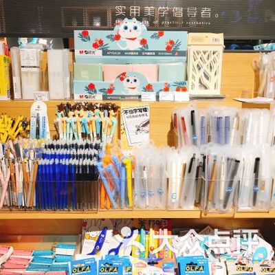 九木雜物社(歐美匯購物中心店) 文具用品的極致探索與精致表達